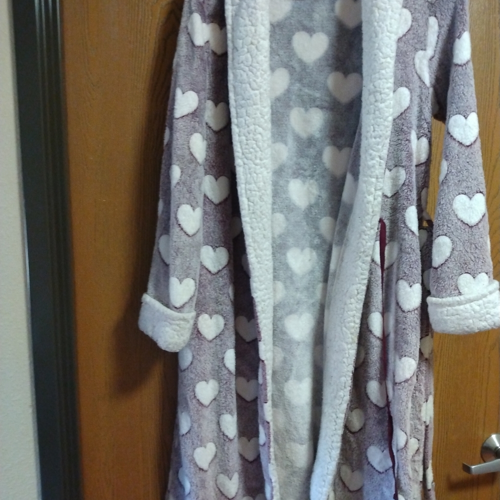 Long bathrobe purple